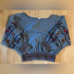 GAP Women’s Embroidered Long Sleeve Smocked Top in Chambray, Size Small